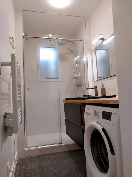 Le Saint Jean - 2 Chambres - Centre Ville Tarbes Apartment
